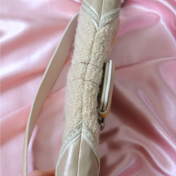 Vintage Coach Soho Tweed Shoulder Bag Flower Y2K - Picture 6 of 7